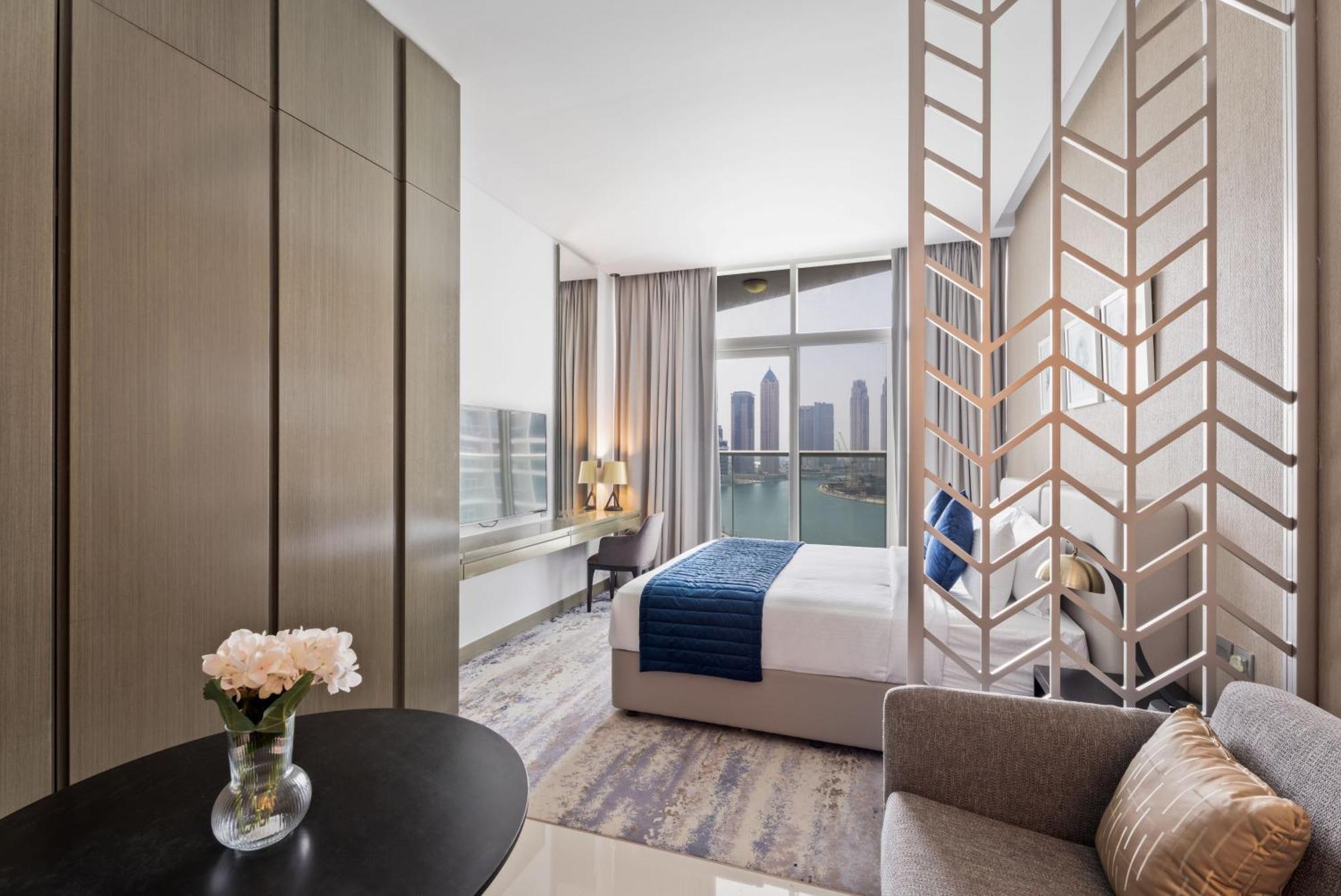 Aliving Stylish At Damac Prive With Balcony And Partial Burj Khalifa View-1315 * Dubaï