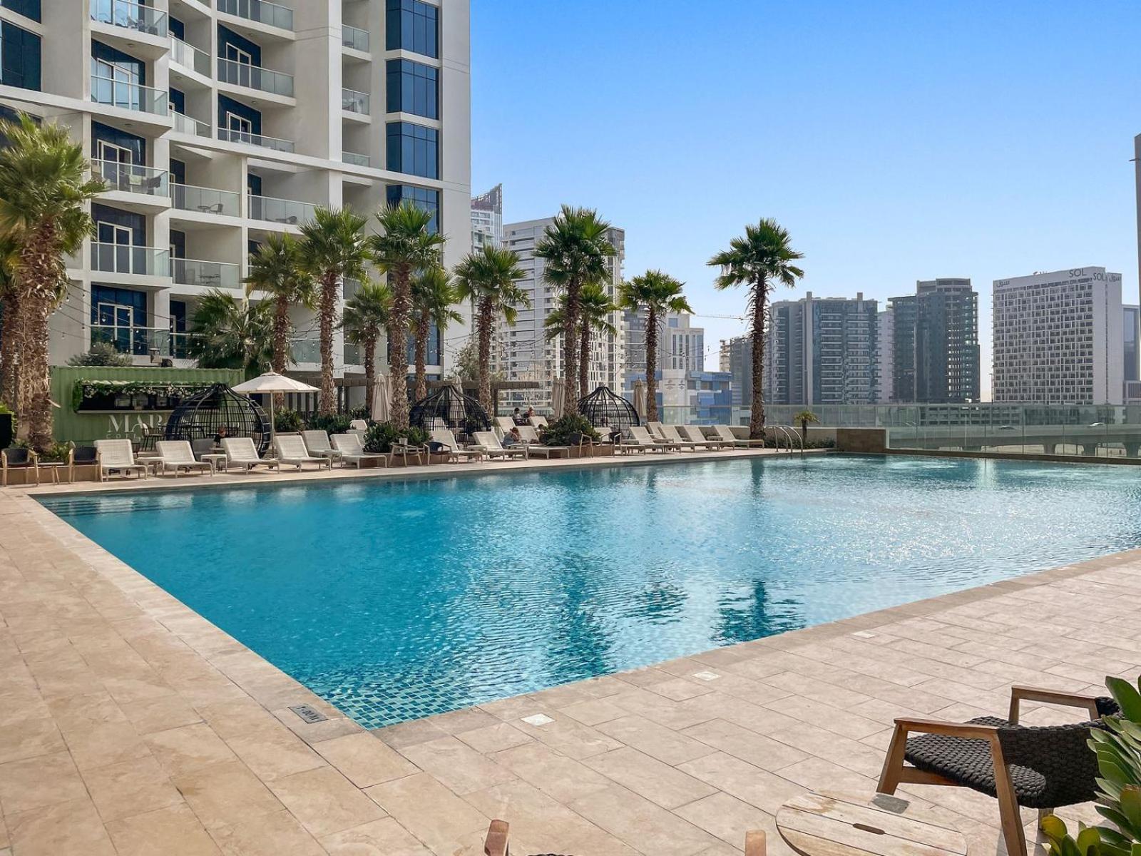 Aliving Stylish At Damam Prive With Balcony And Partial Burj Khalifa View-1315 شقة دبي