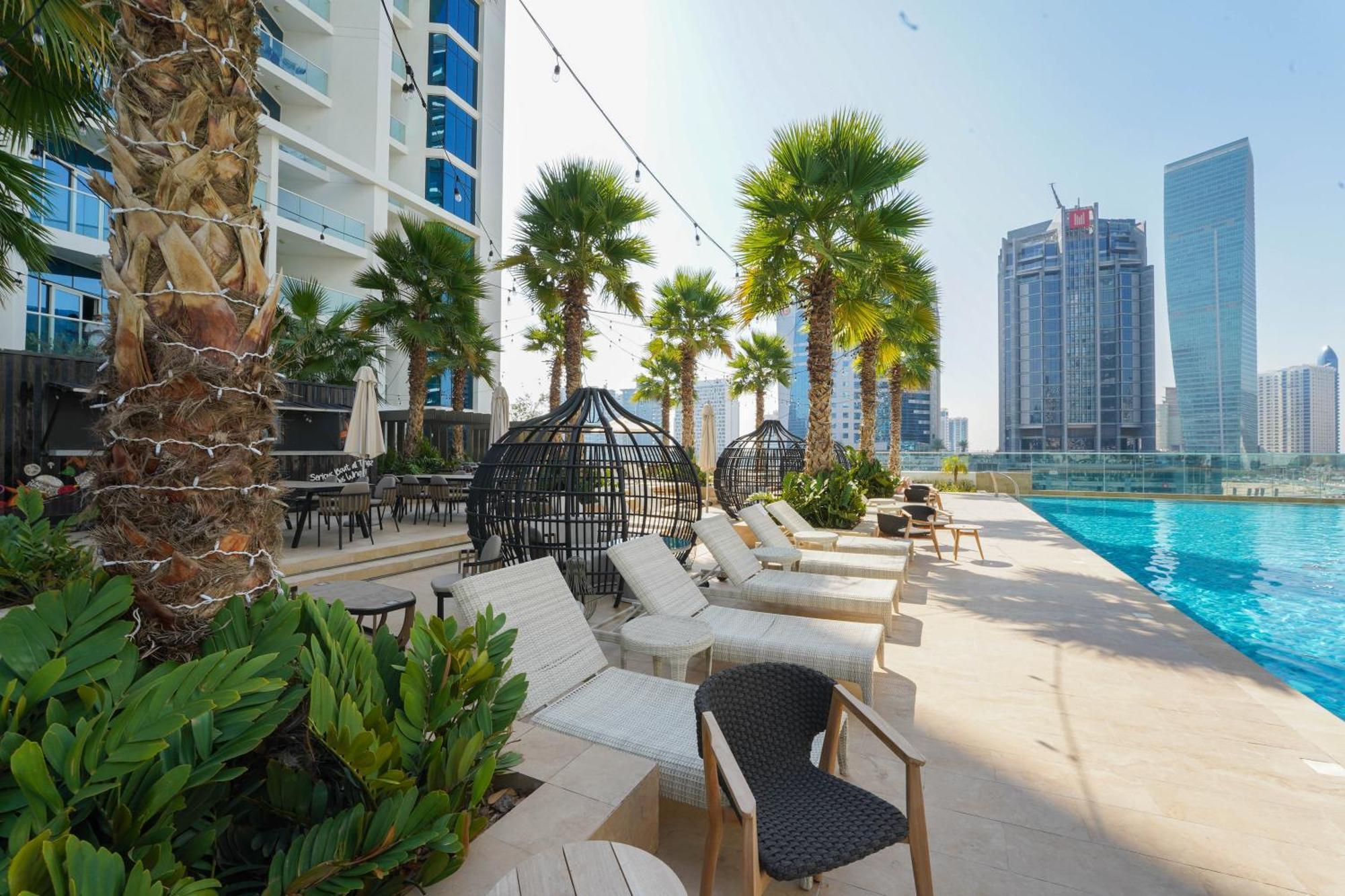 شقة Aliving Stylish At Damam Prive With Balcony And Partial Burj Khalifa View-1315 دبي